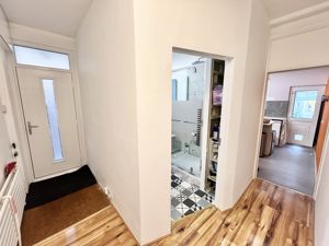 Photo 19- click for photo gallery